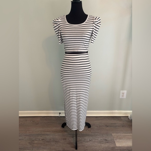 unbranded Dresses & Skirts - Striped Black and White Women's Skirt and crop top small nwot